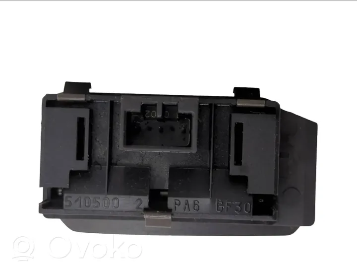 Volvo S70  V70  V70 XC Bouton interrupteur de trappe à essence 9162946