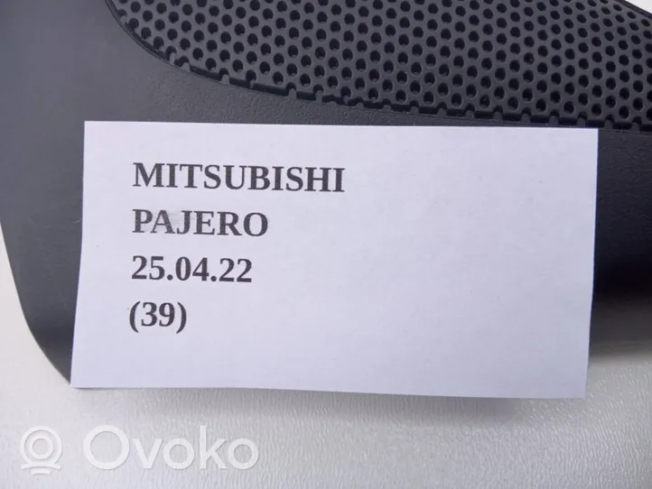 Mitsubishi Pajero Sport II Altoparlante portiera anteriore MR986377U
