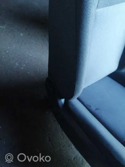 Ford Fiesta Fotel przedni pasażera 