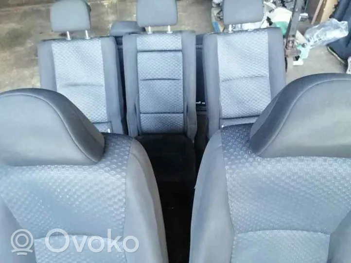 Toyota Corolla E160 E170 Fotele / Kanapa / Komplet 