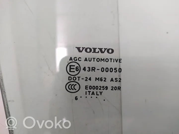 Volvo C30 Etuoven ikkunalasi, neliovinen malli 43R00050