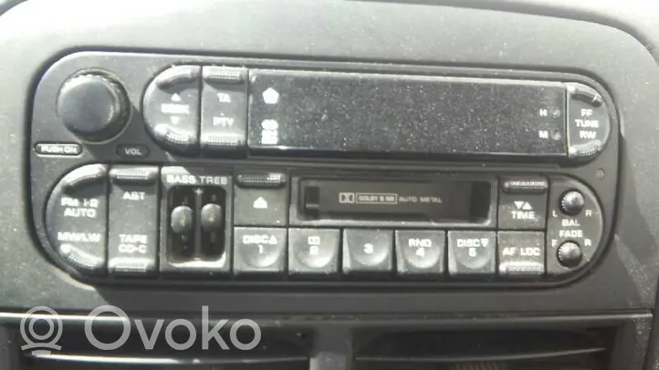 Jeep Grand Cherokee (WJ) Radio/CD/DVD/GPS-pääyksikkö P04858513AG-A