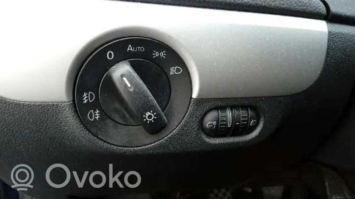 Volkswagen Jetta VI Valokatkaisija 1K0941431BM