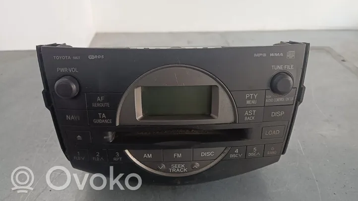 Toyota RAV 4 (XA30) Panel / Radioodtwarzacz CD/DVD/GPS 8612072220