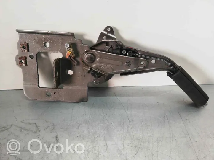 Fiat Freemont Hand brake release handle 