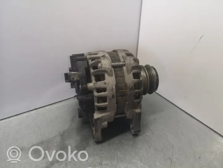 Dacia Sandero Alternator 231008386R