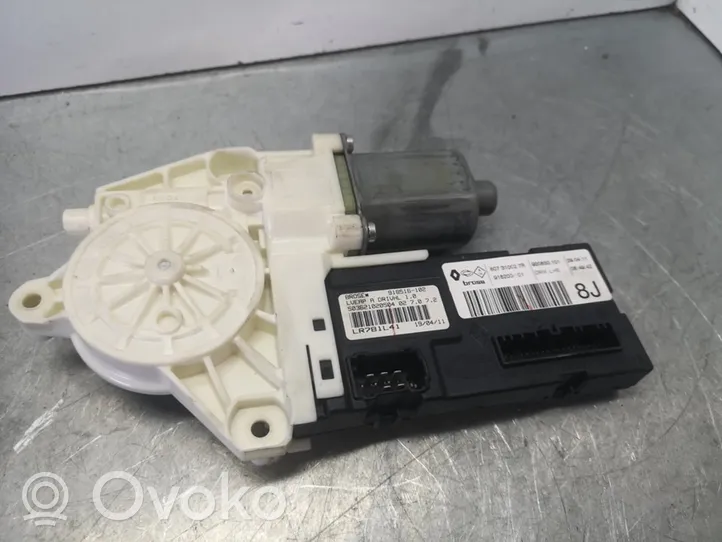 Renault Latitude (L70) Front door window regulator motor 807310027R