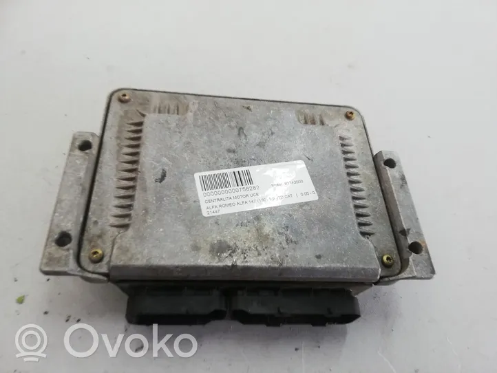 Alfa Romeo 147 Calculateur moteur ECU 93741AAA