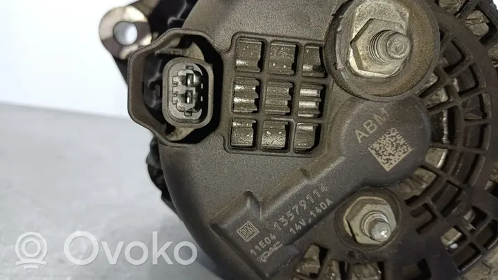 Chevrolet Captiva Alternator 13579114