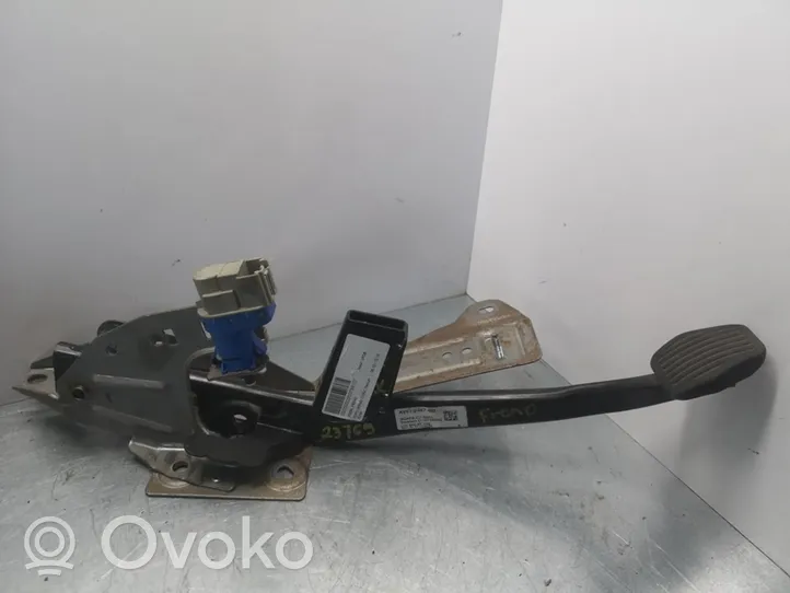 Ford Grand C-MAX Brake pedal AV612467