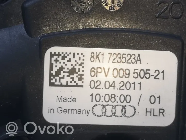 Audi A7 S7 4G Kaasupoljin 8K1723523