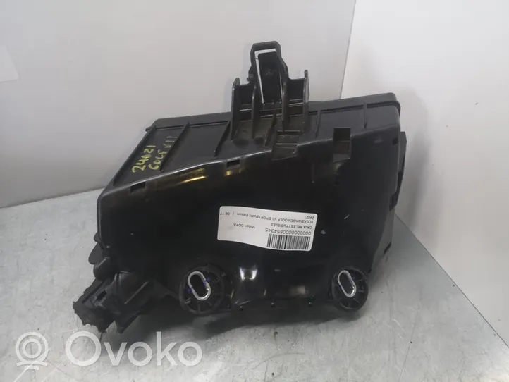 Volkswagen Golf Sportsvan Fuse module 5Q0907361