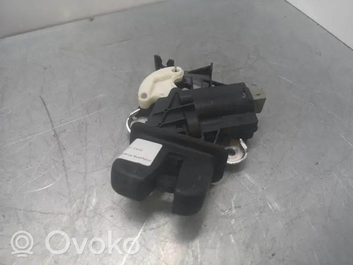 Volkswagen PASSAT B7 Tailgate lock latch 4F5827505D