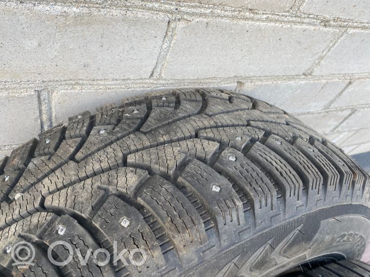 Toyota Hilux (N140, N150, N160, N170) R15 winter/snow tires with studs 23575R15