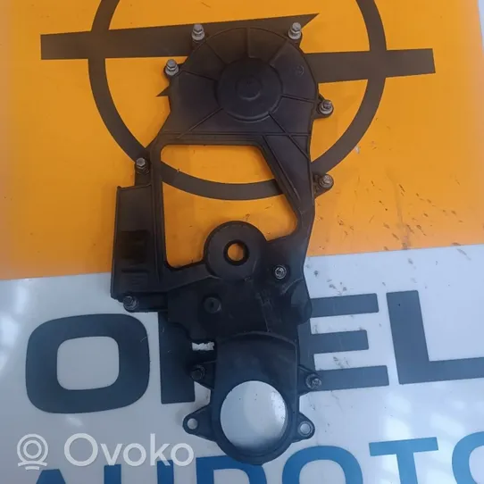 Opel Insignia B Крышка распределительной коробки 55487639