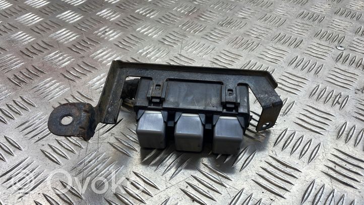 Subaru Forester SJ Boîte à fusibles relais 1567002960