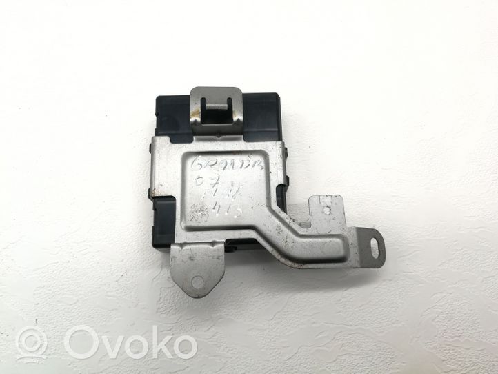 Mitsubishi Grandis Muut laitteet 8638A006