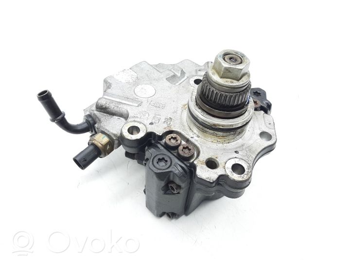 Mercedes-Benz C W204 Polttoaineen ruiskutuksen suurpainepumppu A6510700801