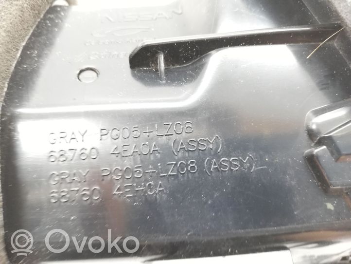 Nissan Qashqai Kojelaudan tuuletussuuttimen suojalista 68760HV50A