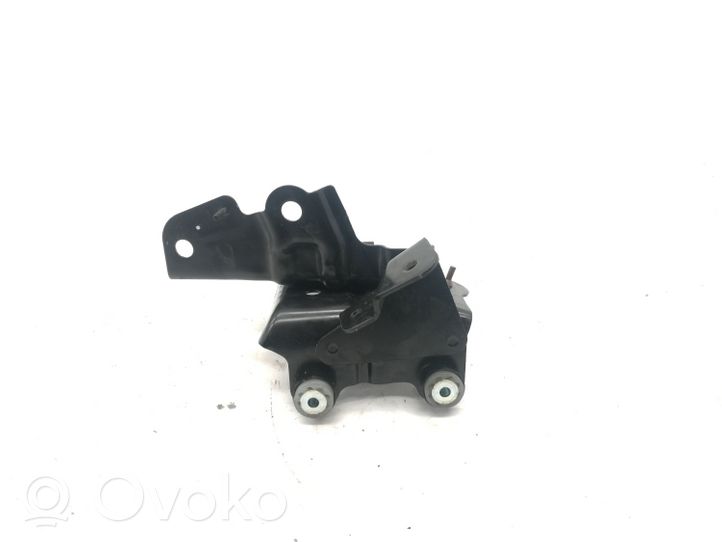 Toyota Yaris Supporto pompa ABS 