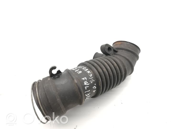 Mitsubishi Grandis Conduit d'air (cabine) MR993560