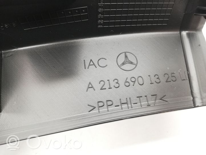 Mercedes-Benz E W213 Polttoainesäiliön korkin suoja A2136901325