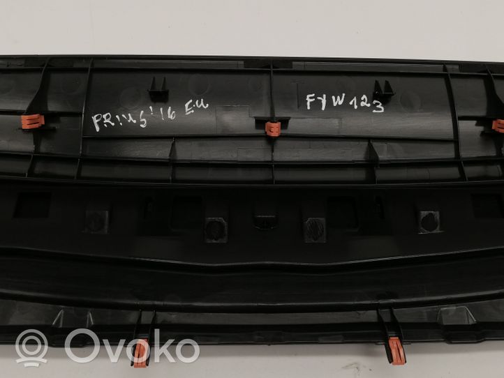 Toyota Prius (XW50) Dashboard trim 5541147070