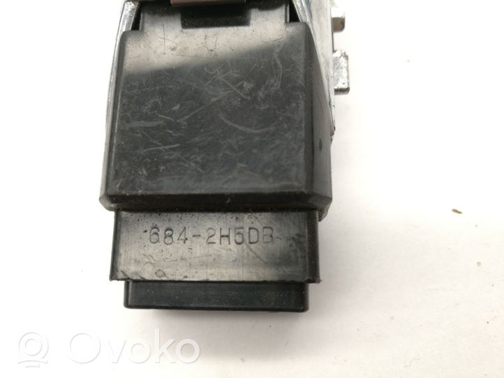 Toyota Verso Moottorin start-stop-painike/kytkin 15A7101