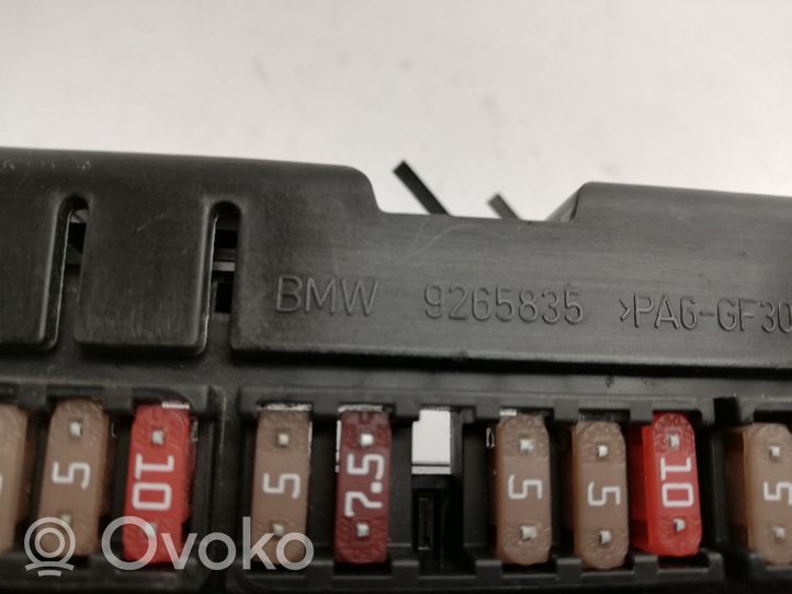 BMW X6 F16 Skrzynka bezpieczników / Komplet 9265835