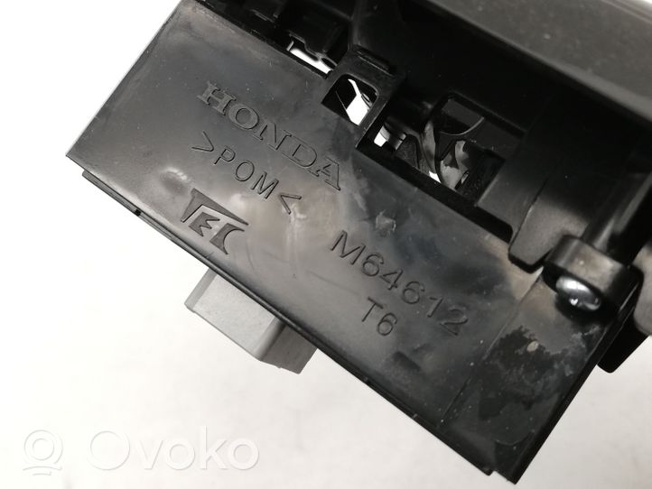 Honda Jazz IV GR Interrupteur commade lève-vitre M64612