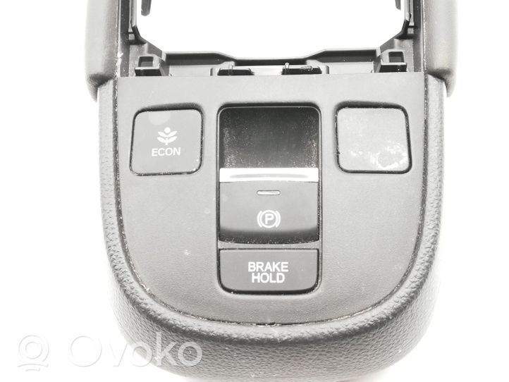 Honda Jazz IV GR Altri elementi della console centrale (tunnel) 83430TZAJ0