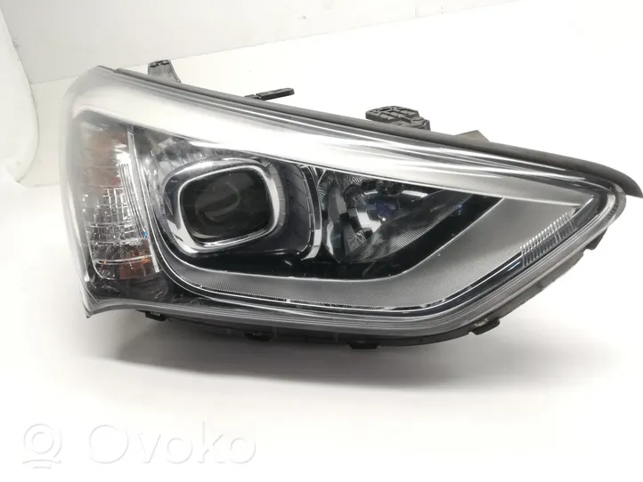 Hyundai Santa Fe Lampa przednia 2W92RDM002