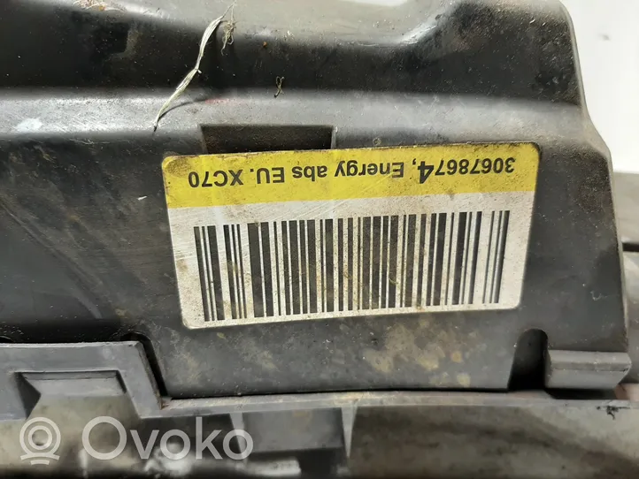 Volvo XC70 Poprzeczka zderzaka przedniego 30678674