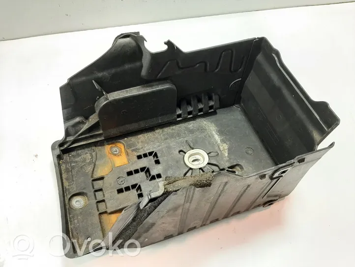 Volvo XC70 Battery box tray 31299867