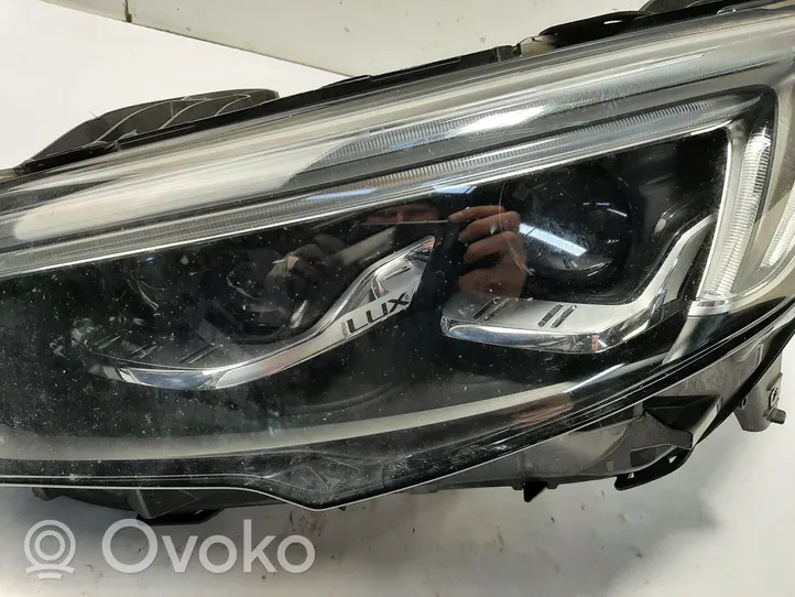 Opel Insignia B Phare frontale 39122976