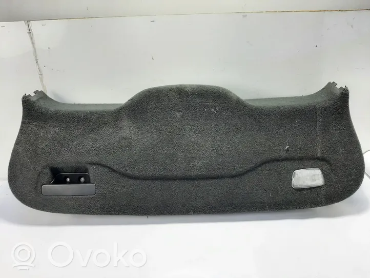 Volvo V60 Poszycie / Tapicerka tylnej klapy bagażnika 39804253