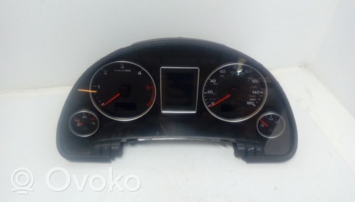 Audi A4 S4 B7 8E 8H Tachimetro (quadro strumenti) 8E0920951L