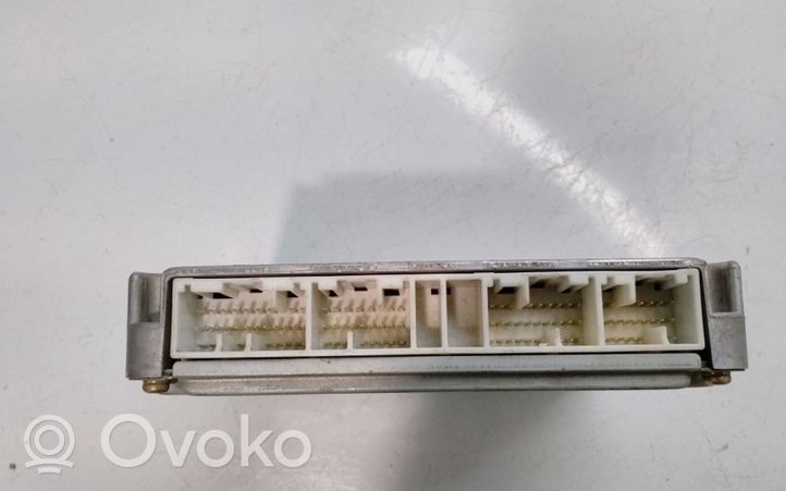 Nissan Primera Calculateur moteur ECU 23710AU600