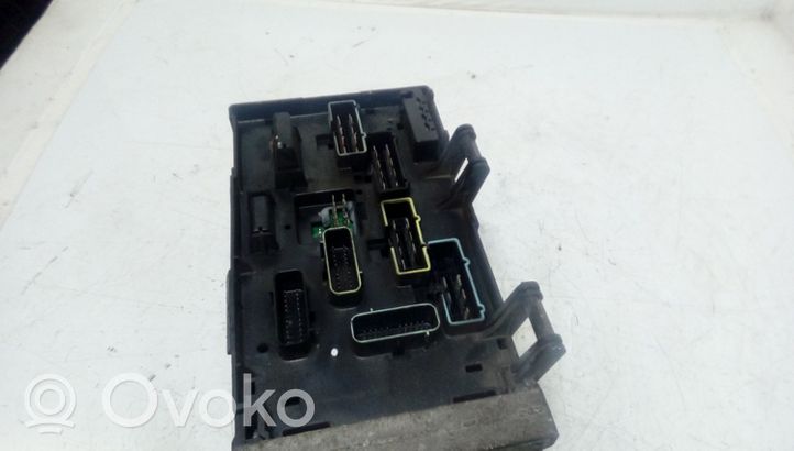 Chrysler Voyager Module de fusibles 05144579AB