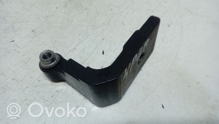 BMW 5 F10 F11 Bisagra inferior de la puerta trasera 7185635