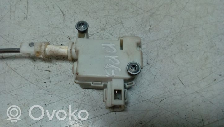 Volkswagen PASSAT CC Serratura del tappo del serbatoio del carburante 3C8810773A