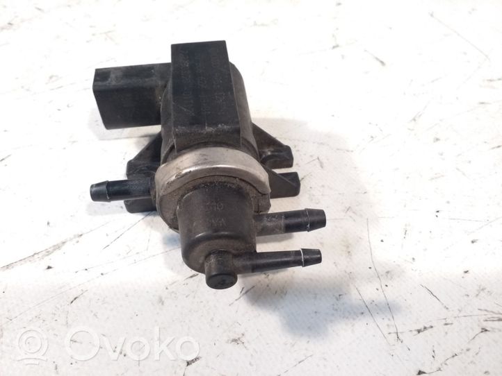 Skoda Fabia Mk1 (6Y) Solenoidinis vožtuvas 1J0906627