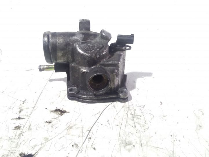 Mercedes-Benz E W210 Alloggiamento termostato A6132030175