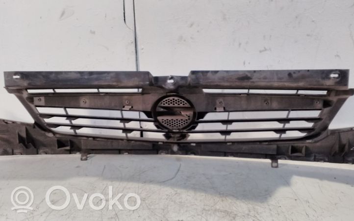 Opel Vivaro Oberes Gitter vorne 623100248R