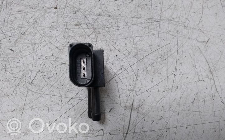 Volkswagen PASSAT B7 Exhaust pressure sensor 076906051B