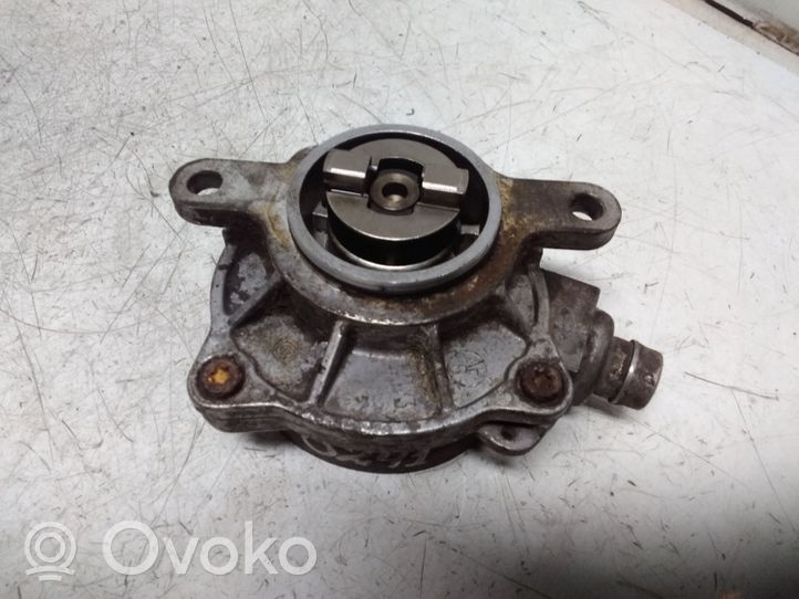 Nissan Interstar Pompe à vide 8200102535