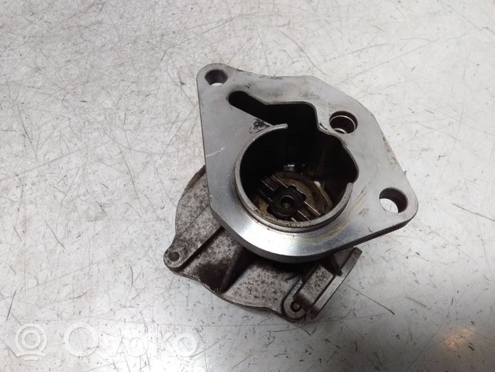 Mitsubishi Carisma Pompe à vide 72238908F