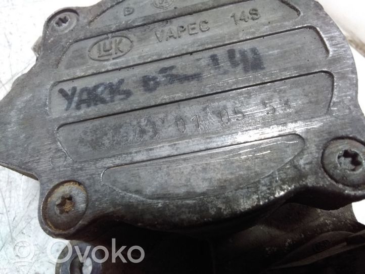 Toyota Yaris Vakuumo pompa 03010553