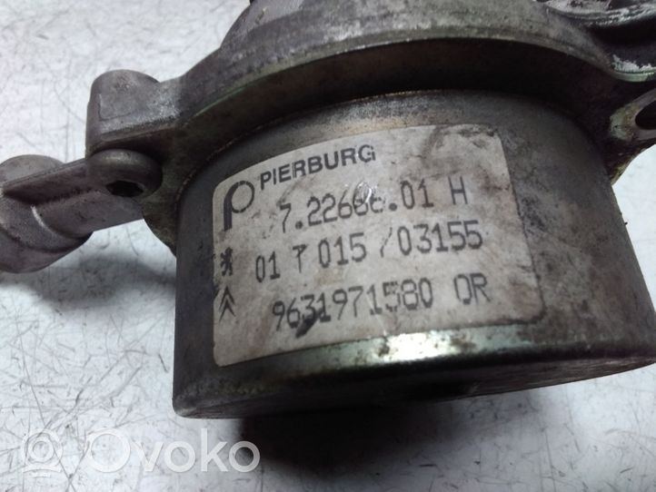 Peugeot 607 Alipainepumppu 72266601H