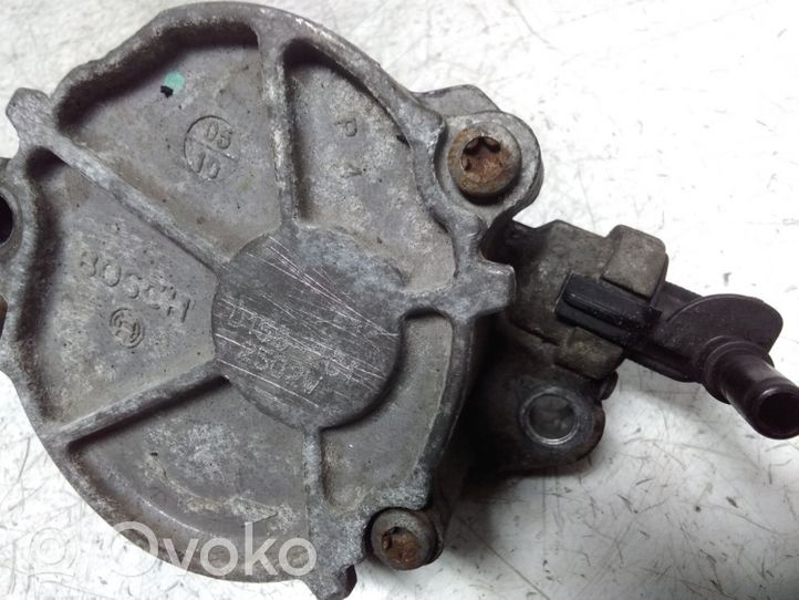 Citroen Berlingo Vacuum pump D1562C1